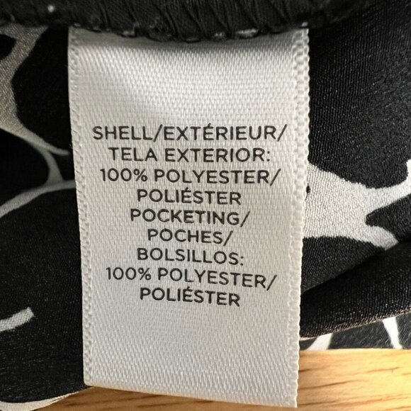 Loft Womens Romper Playsuit Black White Floral Short Sleeve Roll Tab Button 4 - Picture 11 of 11